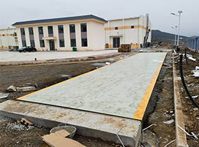 山西盂縣東小坪村糧食儲(chǔ)備庫(kù)100噸地磅